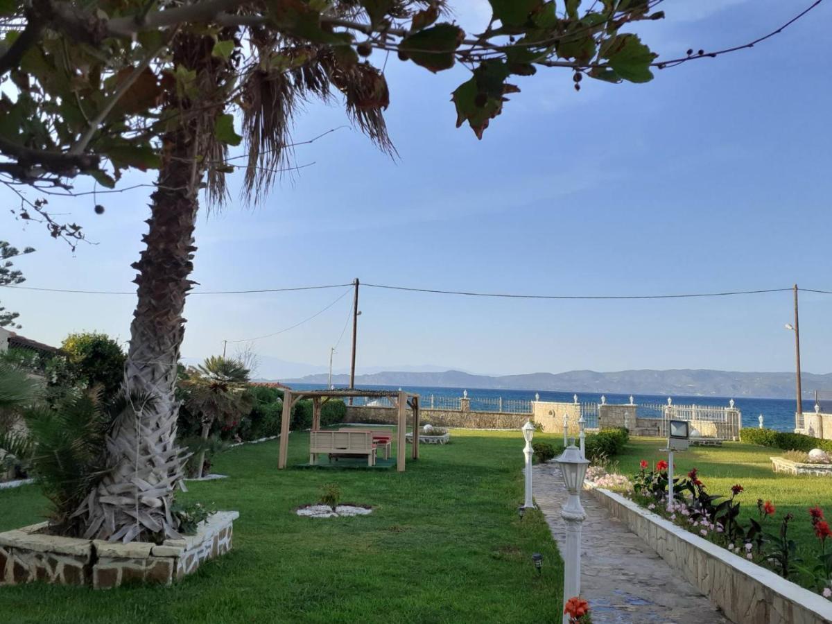 Christen House Perigialion Dış mekan fotoğraf