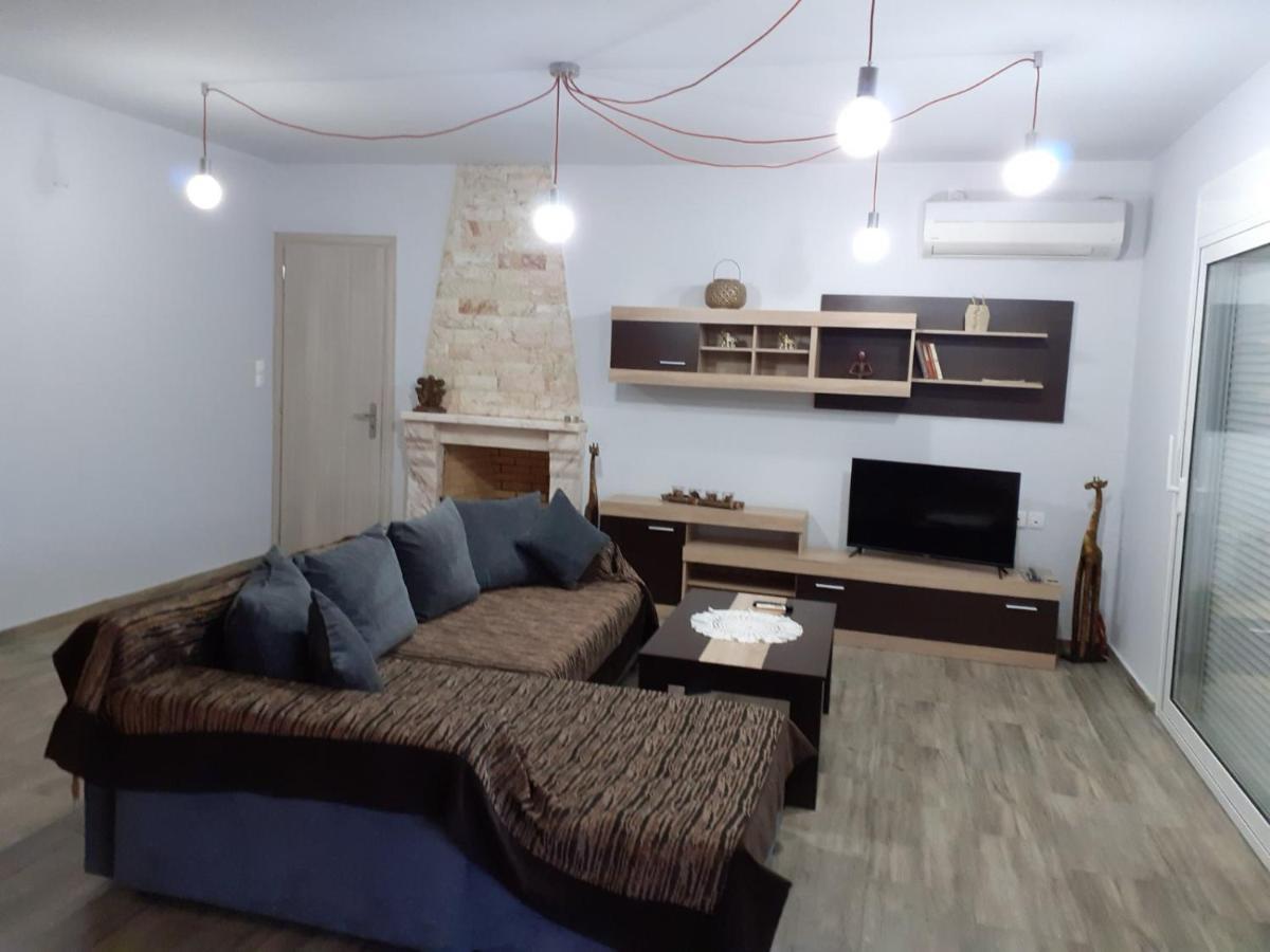 Christen House Perigialion Dış mekan fotoğraf